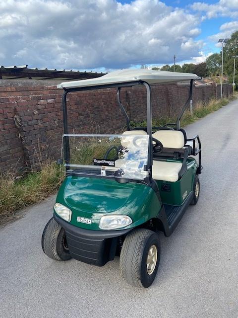 EZGO RXV Shuttle 2+2 golf buggy